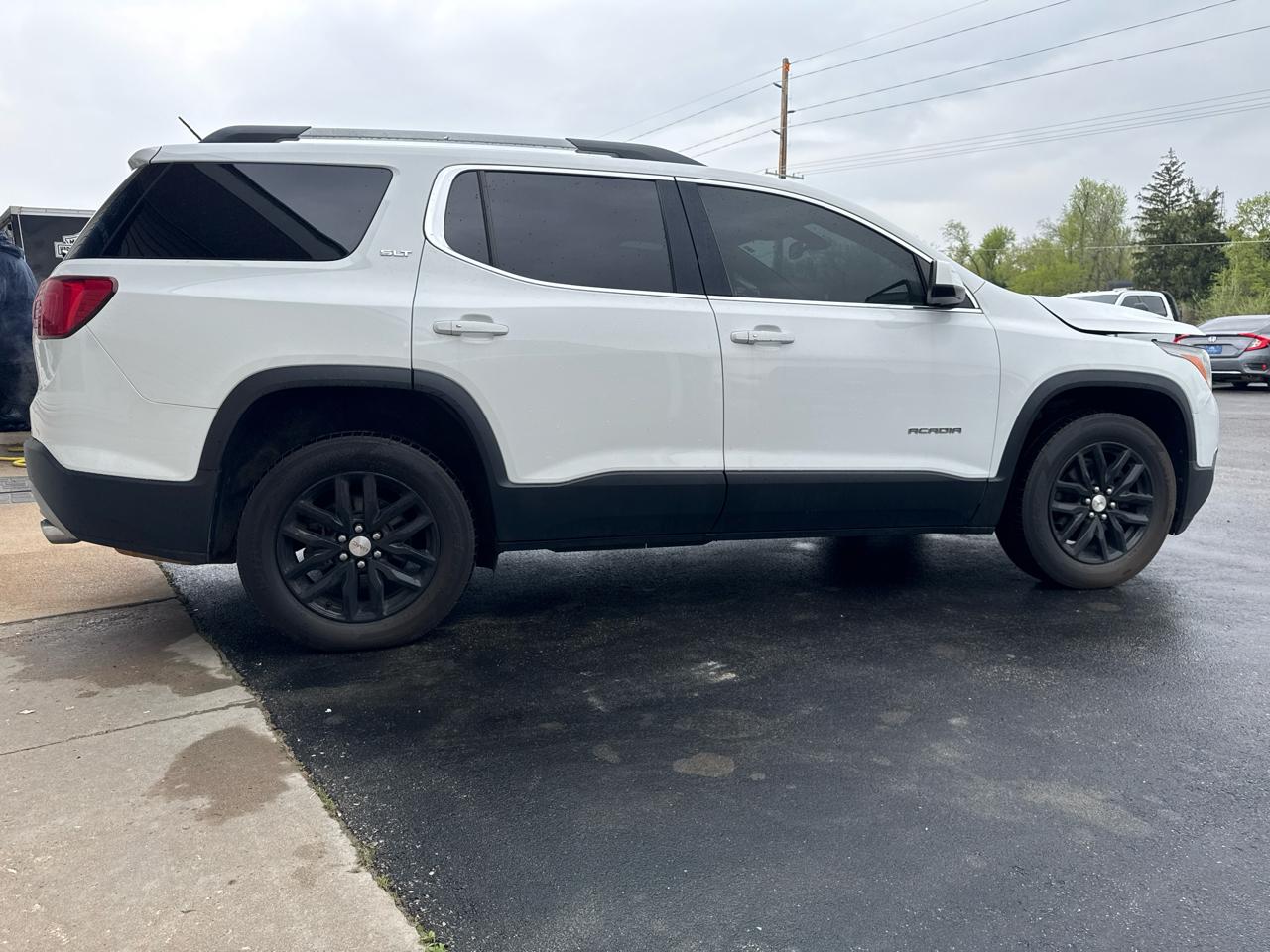 GMC Acadia SLT-1 FWD 2019