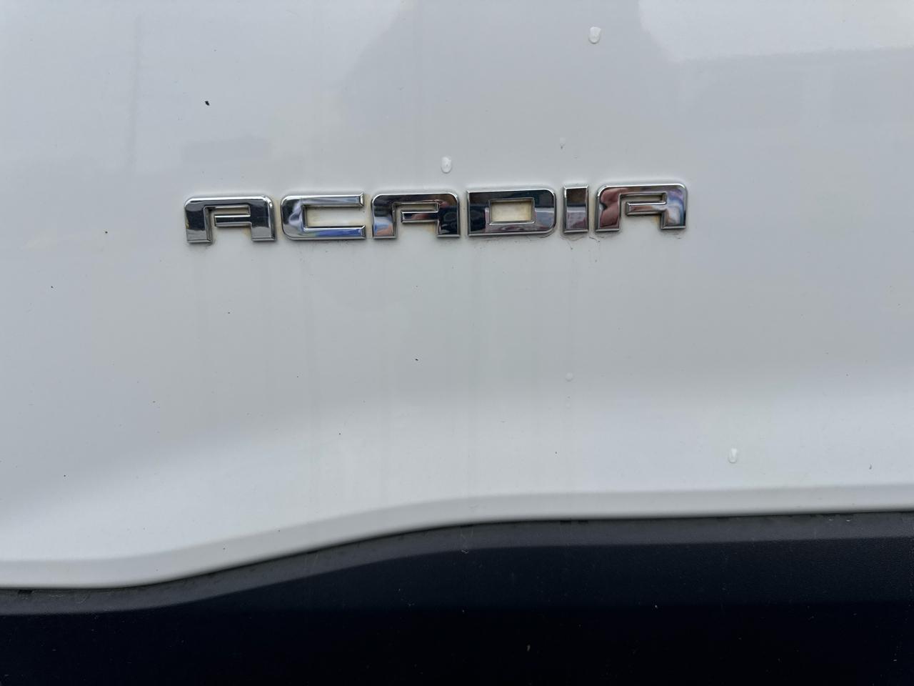 GMC Acadia SLT-1 FWD 2019