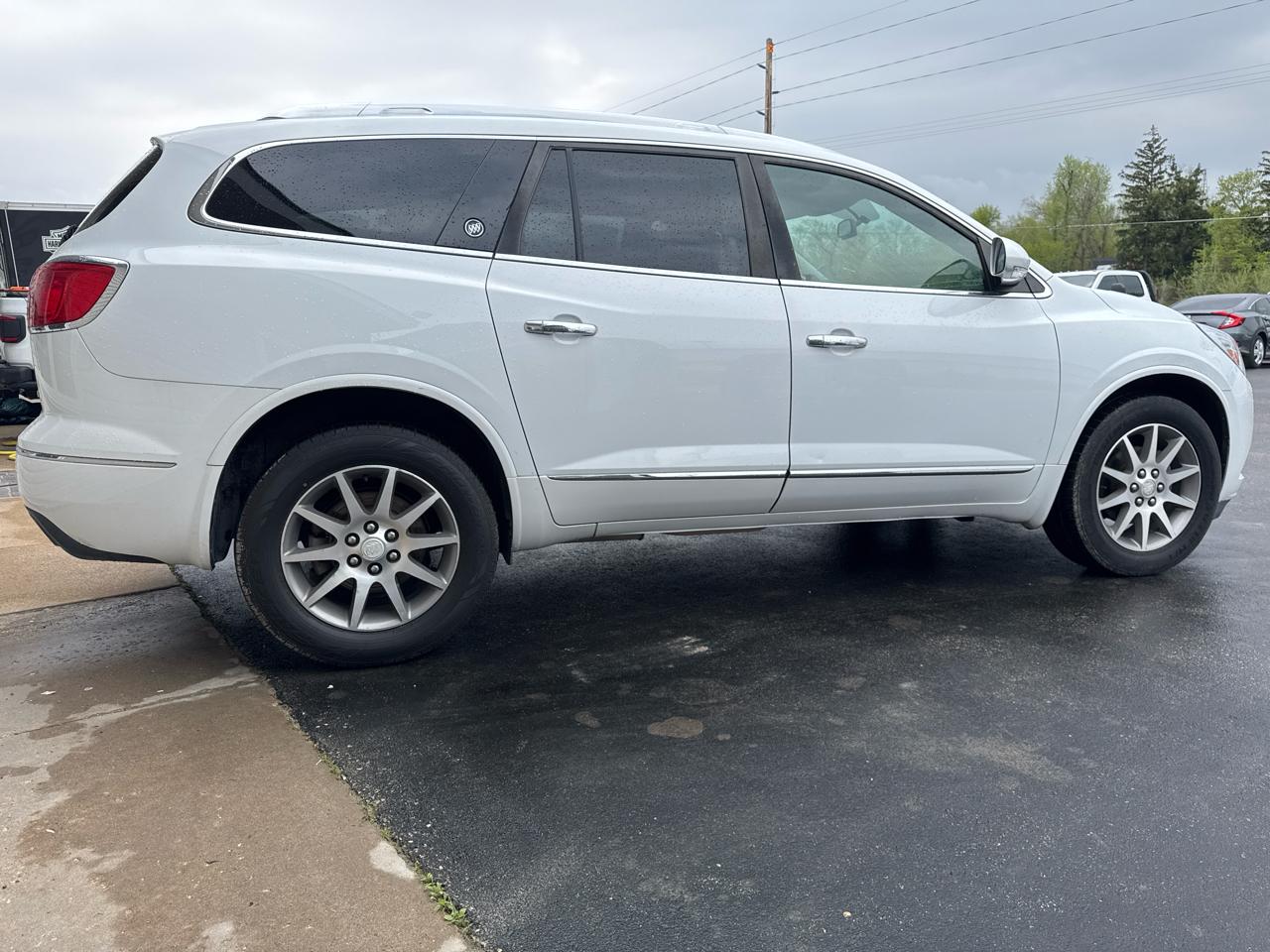Buick Enclave Leather FWD 2017