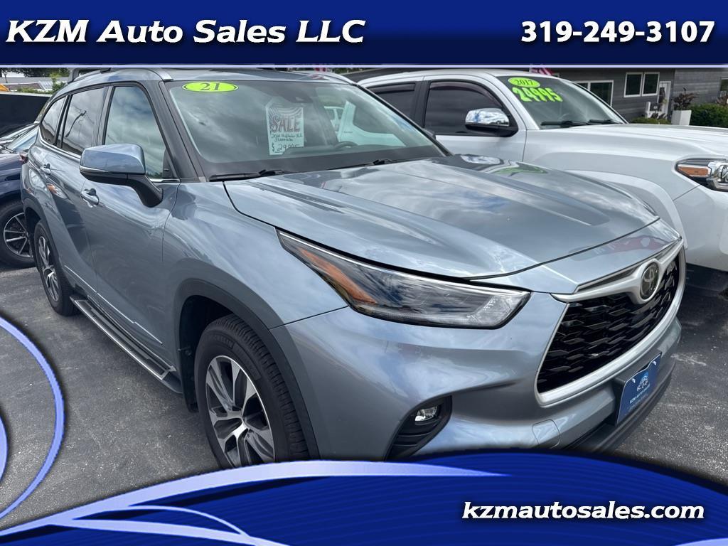 Toyota Highlander XLE FWD V6 2021
