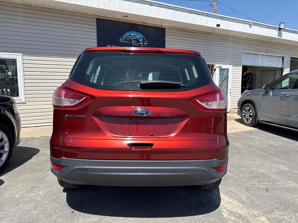 Ford Escape S FWD 2016