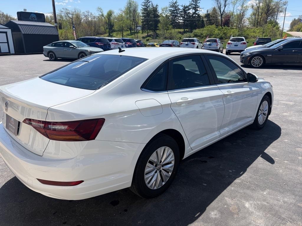Volkswagen Jetta 1.4T S 8A 2019