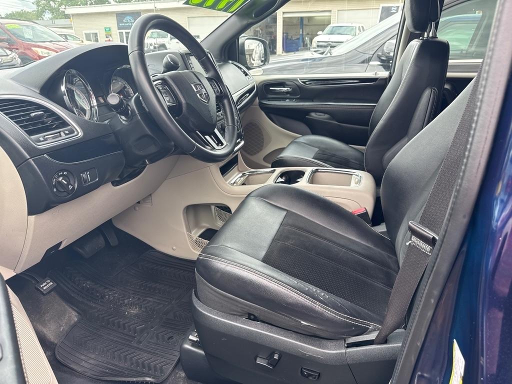 Dodge Grand Caravan SXT 2015