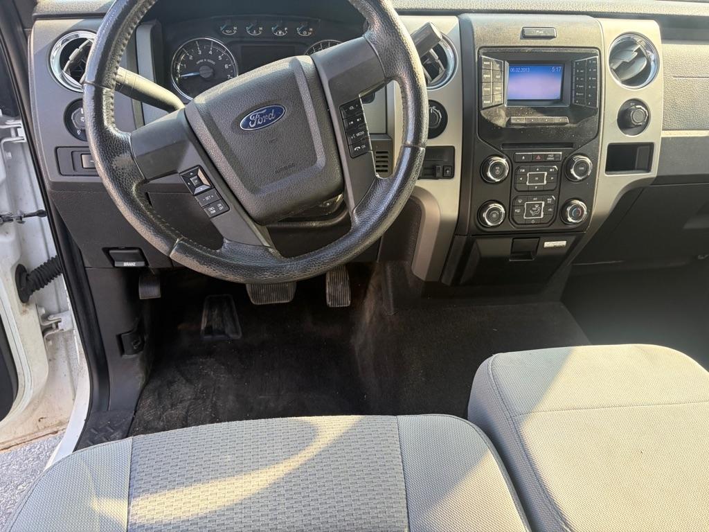 Ford F-150 XL SuperCrew 5.5-ft. Bed 4WD 2013