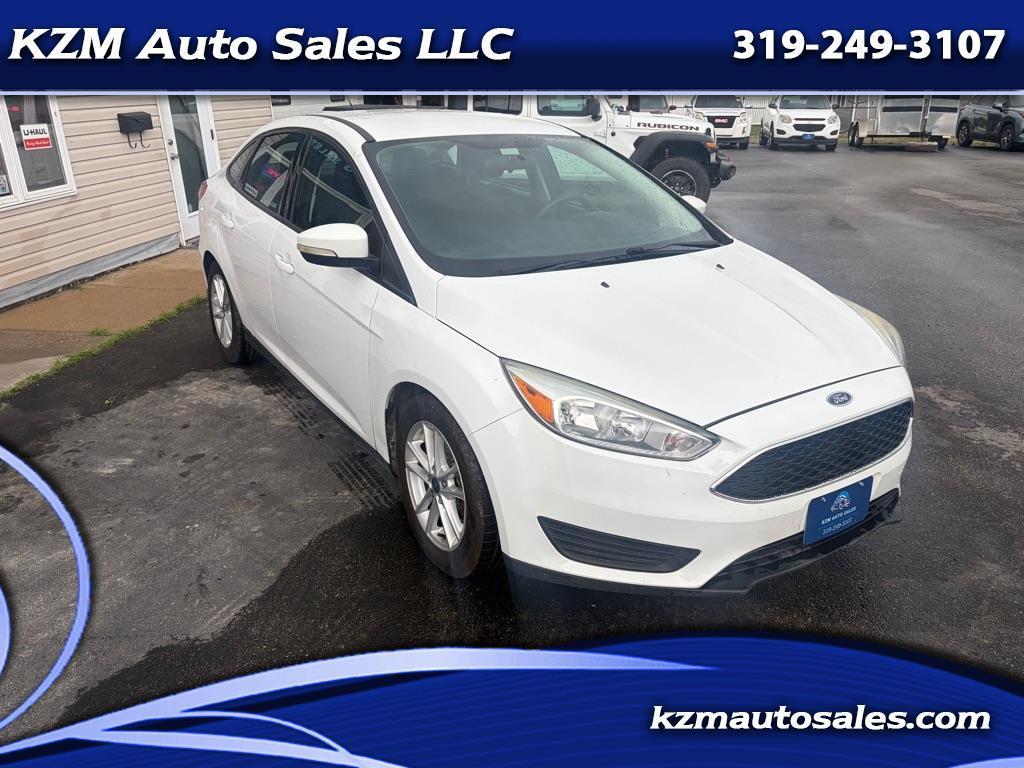 Ford Focus SE Sedan 2016