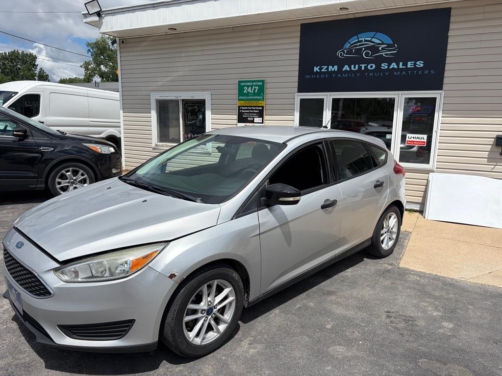 Ford Focus SE Hatch 2015
