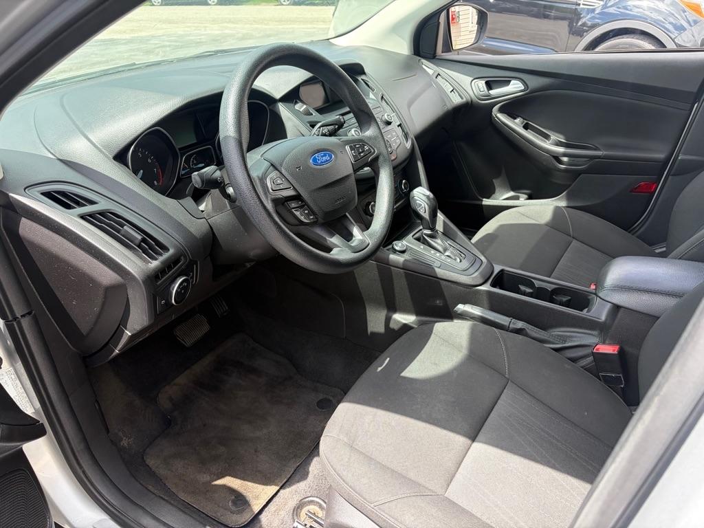 Ford Focus SE Hatch 2015