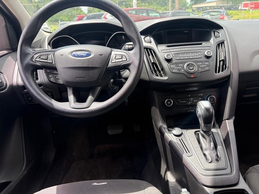Ford Focus SE Hatch 2015