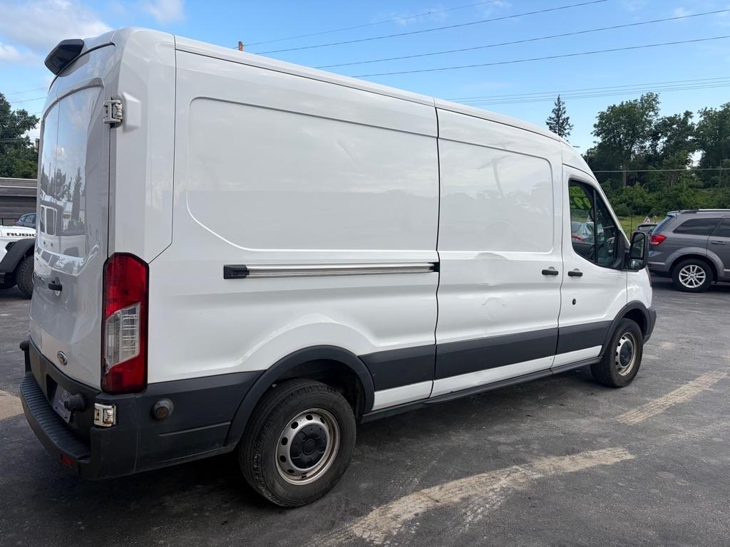 Ford Transit 250 Van Med. Roof w/Sliding Pass. 148-in. WB 2018