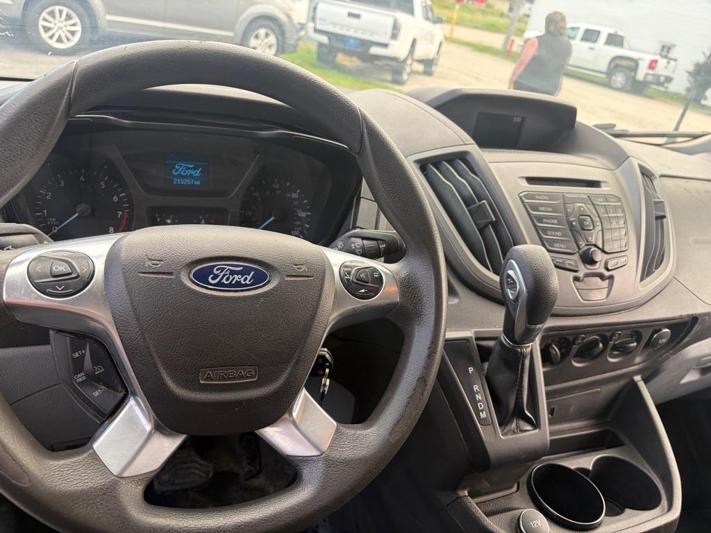 Ford Transit 250 Van Med. Roof w/Sliding Pass. 148-in. WB 2018