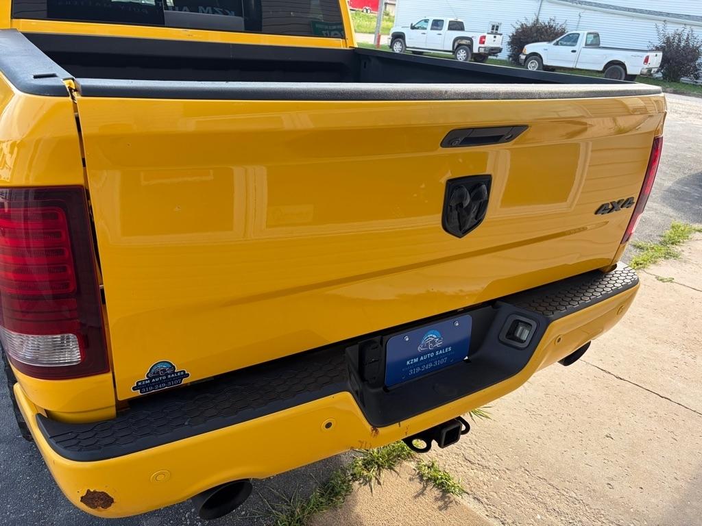 RAM 1500 Sport Crew Cab SWB 4WD 2016