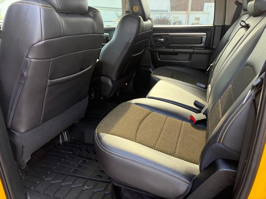 RAM 1500 Sport Crew Cab SWB 4WD 2016