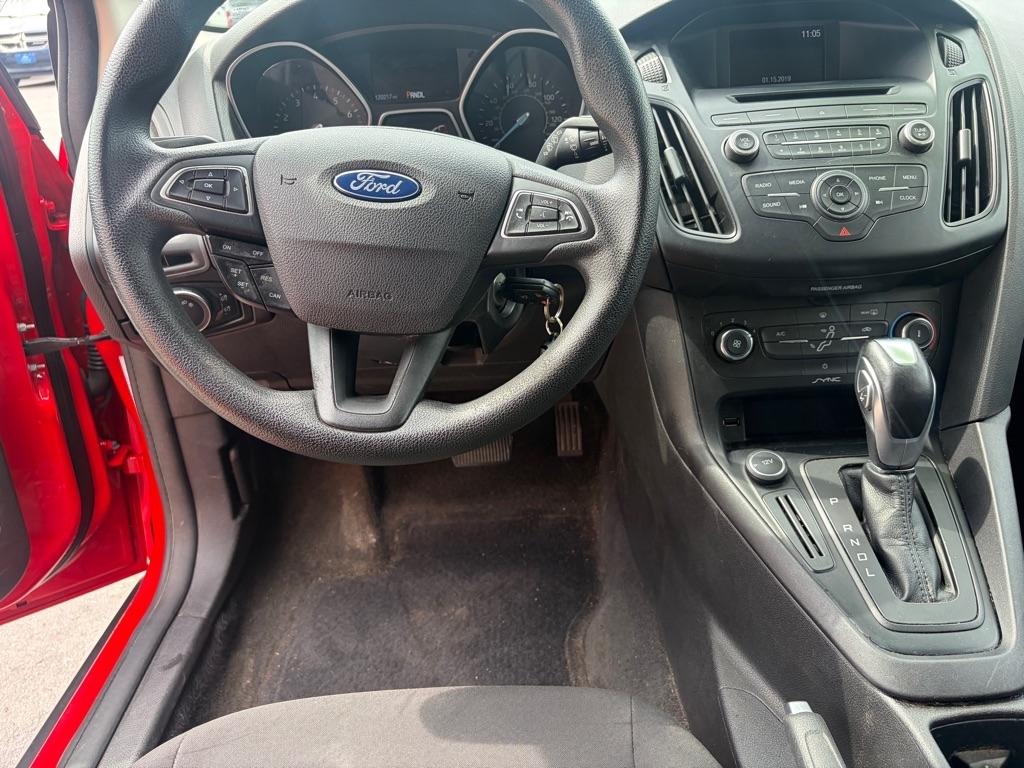 Ford Focus SE Hatch 2015