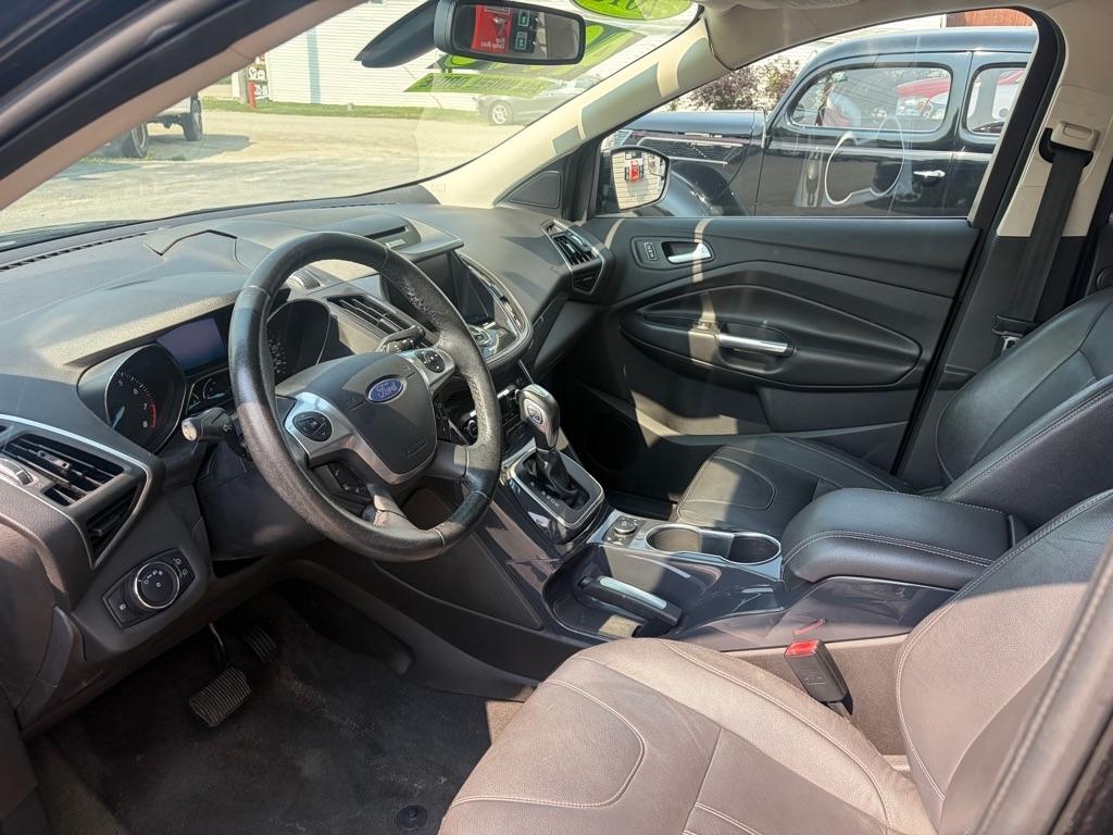 Ford Escape Titanium 4WD 2013