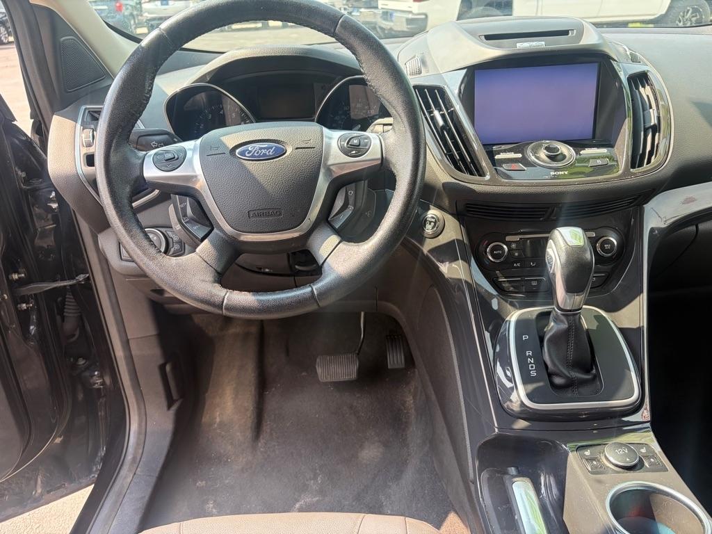 Ford Escape Titanium 4WD 2013