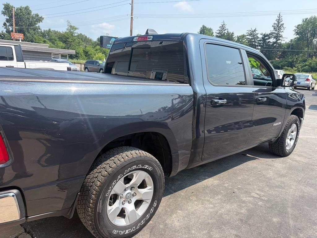 RAM 1500 Big Horn Crew Cab SWB 4WD 2019