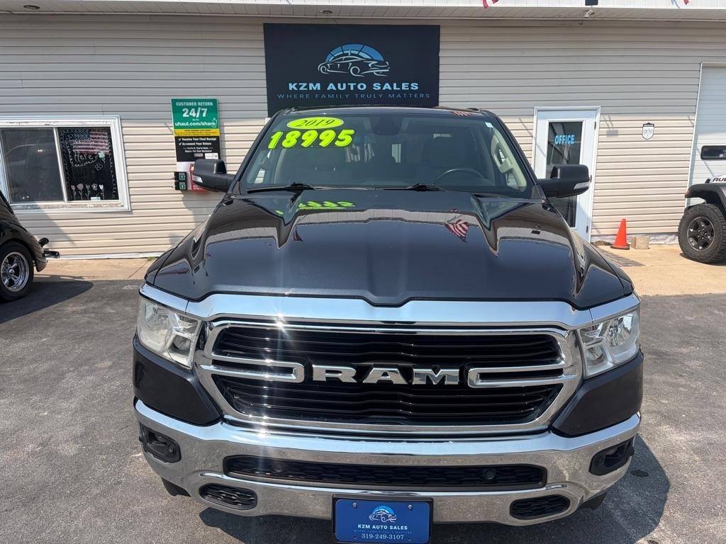 RAM 1500 Big Horn Crew Cab SWB 4WD 2019