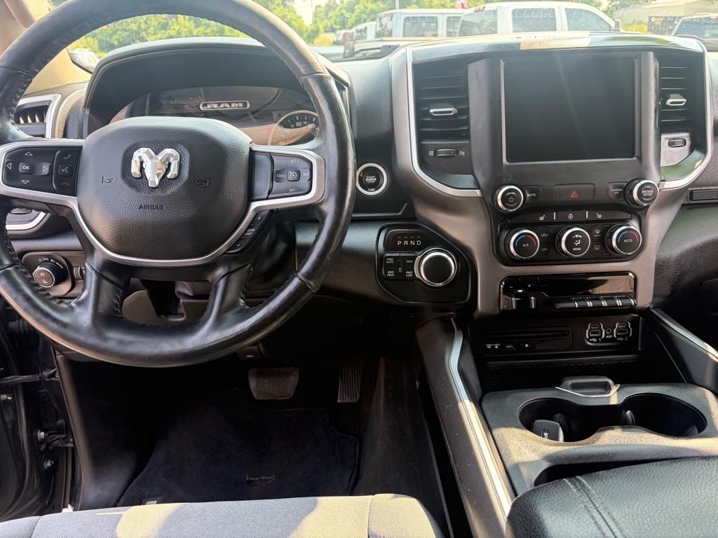 RAM 1500 Big Horn Crew Cab SWB 4WD 2019