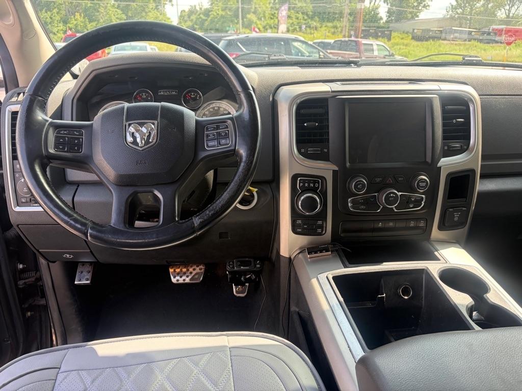 RAM 1500 SLT Quad Cab 4WD 2014