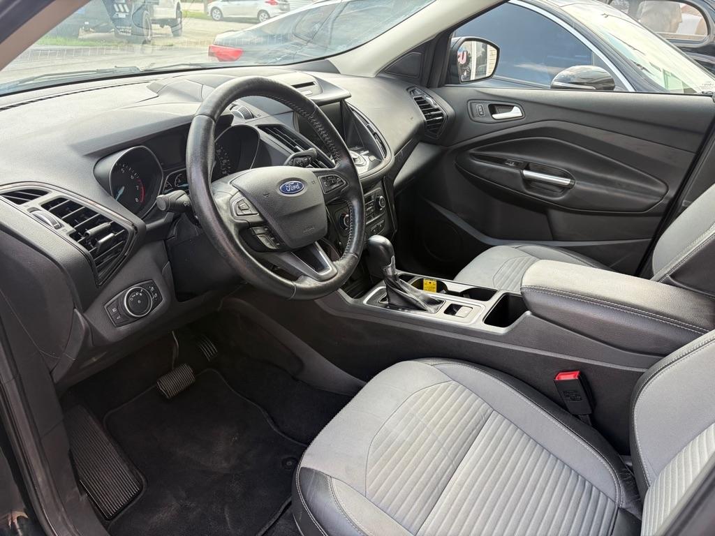 Ford Escape Titanium FWD 2017
