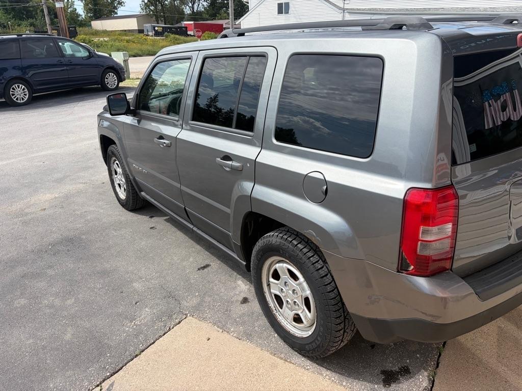 Jeep Patriot Sport 2WD 2013