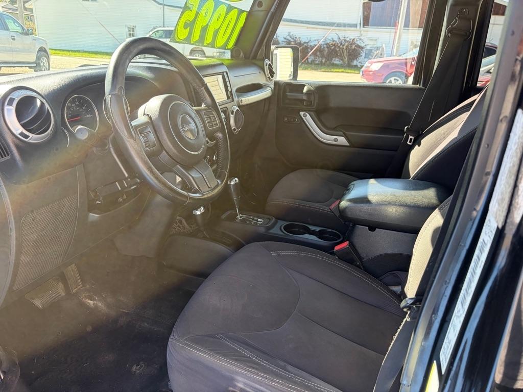 Jeep Wrangler Unlimited Sahara 4WD 2014