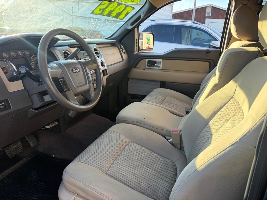 Ford F-150 XL SuperCrew 5.5-ft. Bed 4WD 2010