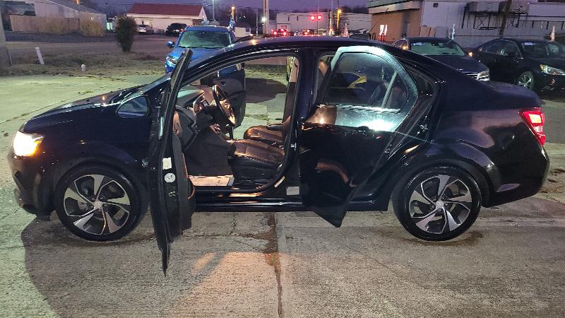 Chevrolet Sonic  2017