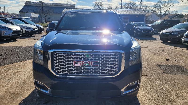 GMC Yukon Denali  2017