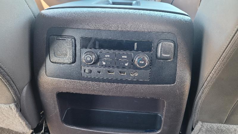 GMC Yukon Denali  2017