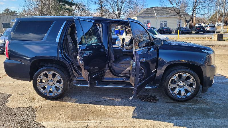 GMC Yukon Denali  2017