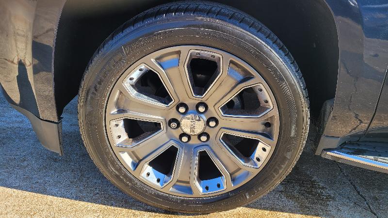 GMC Yukon Denali  2017