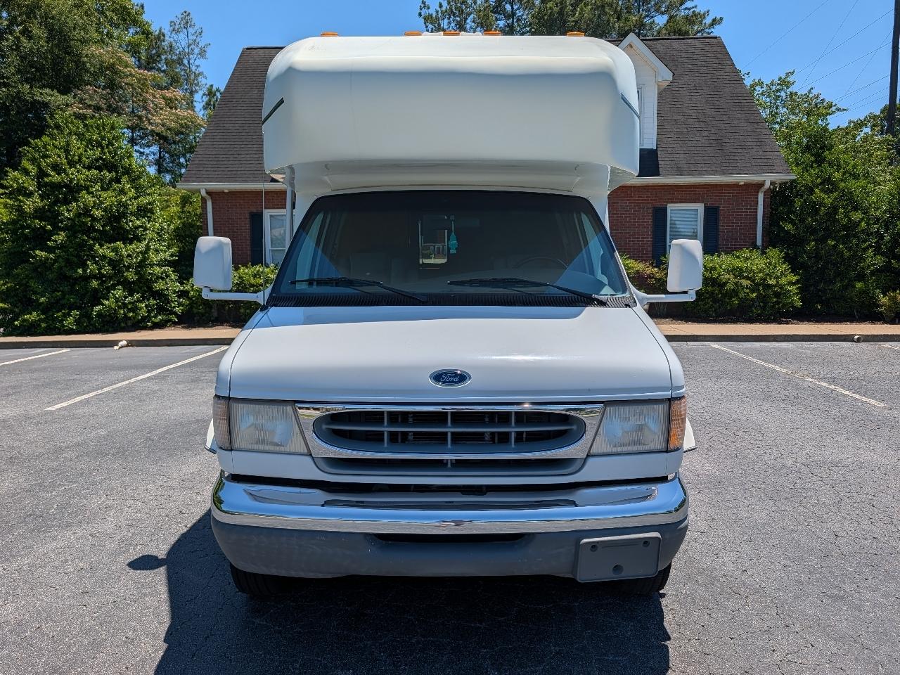 Ford Econoline 138" WB DRW 1998