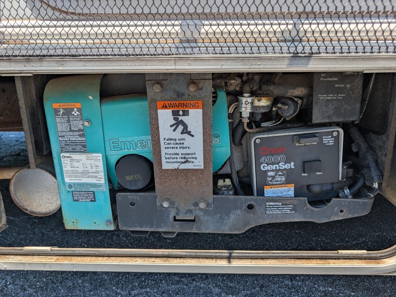 Ford Econoline 138" WB DRW 1998