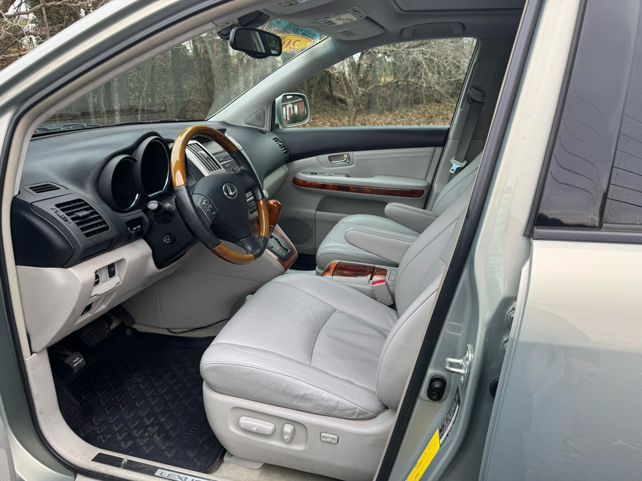 Lexus RX 330 4dr SUV 2004