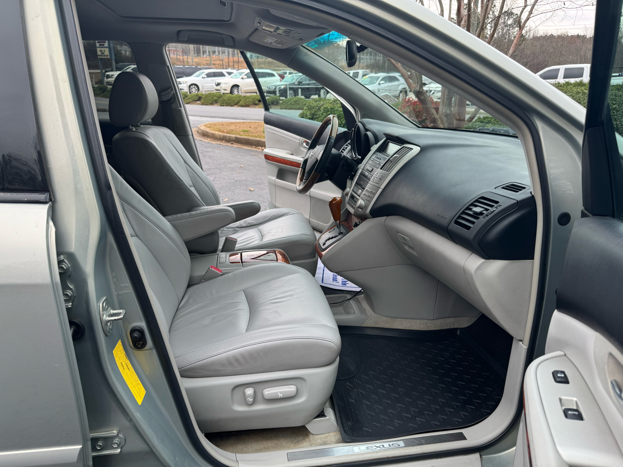 Lexus RX 330 4dr SUV 2004