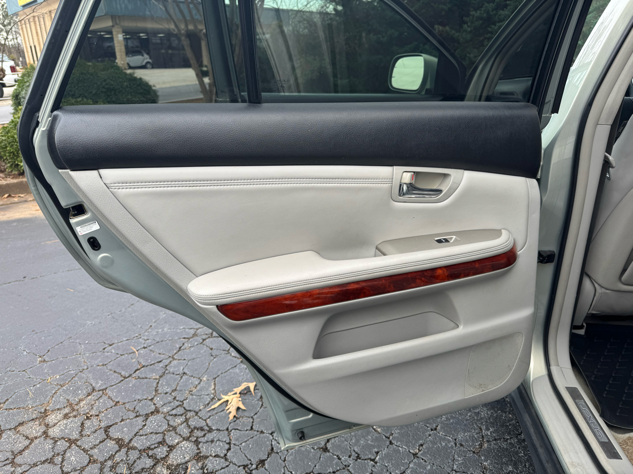 Lexus RX 330 4dr SUV 2004