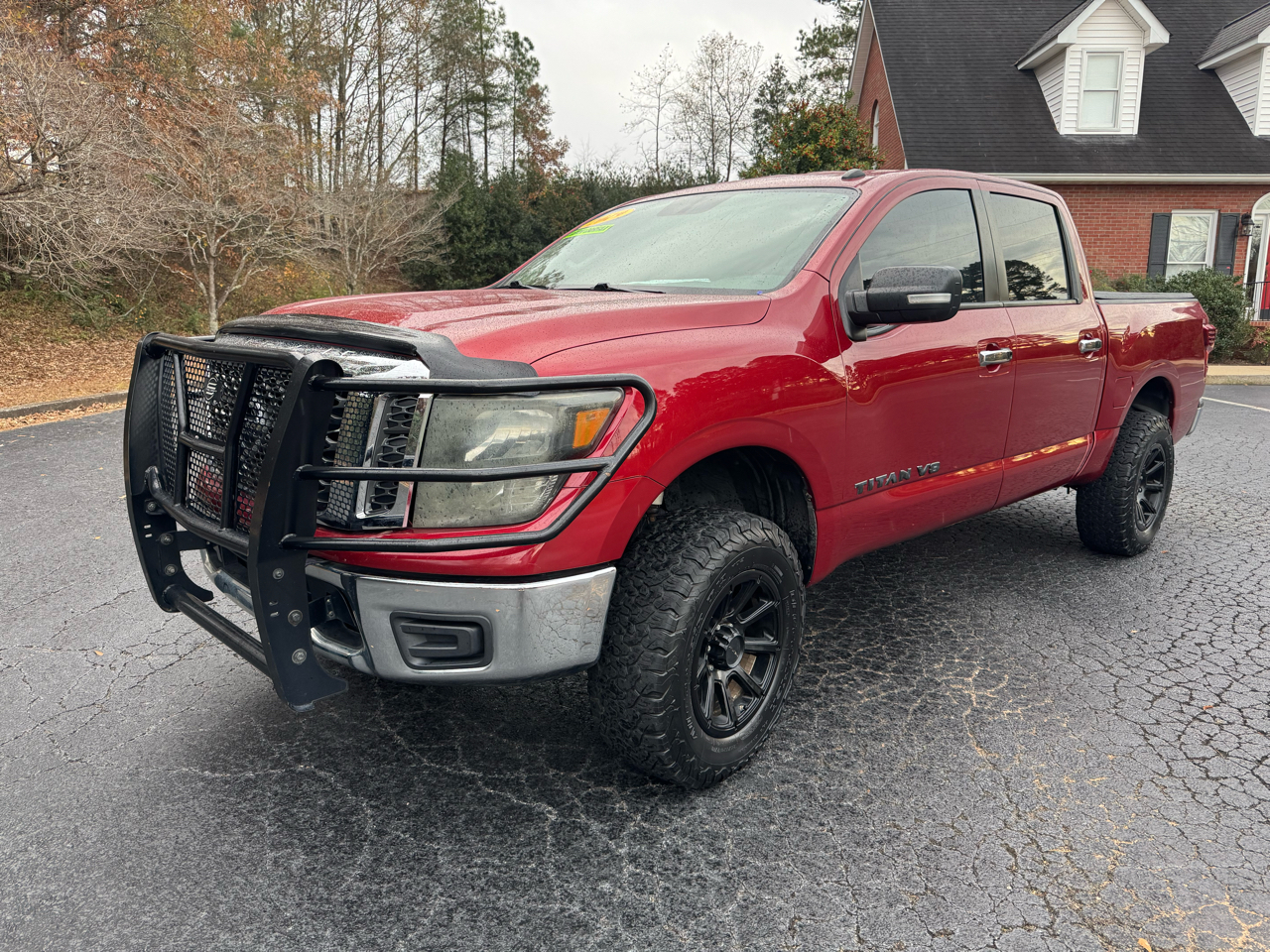 2019 Nissan Titan 4x4 Crew Cab SV