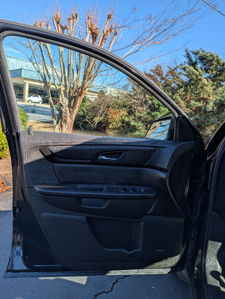 Chevrolet Traverse FWD 4dr LT w/2LT 2015