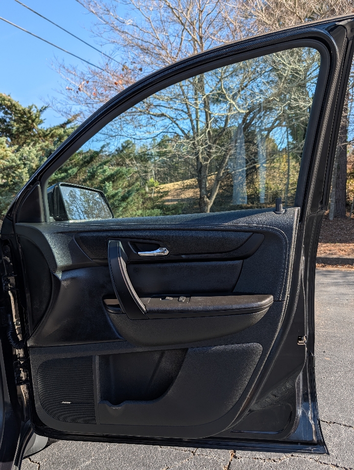 Chevrolet Traverse FWD 4dr LT w/2LT 2015