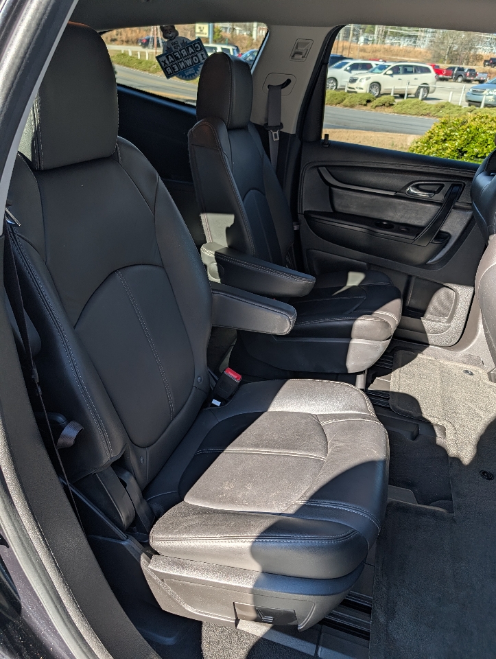 Chevrolet Traverse FWD 4dr LT w/2LT 2015