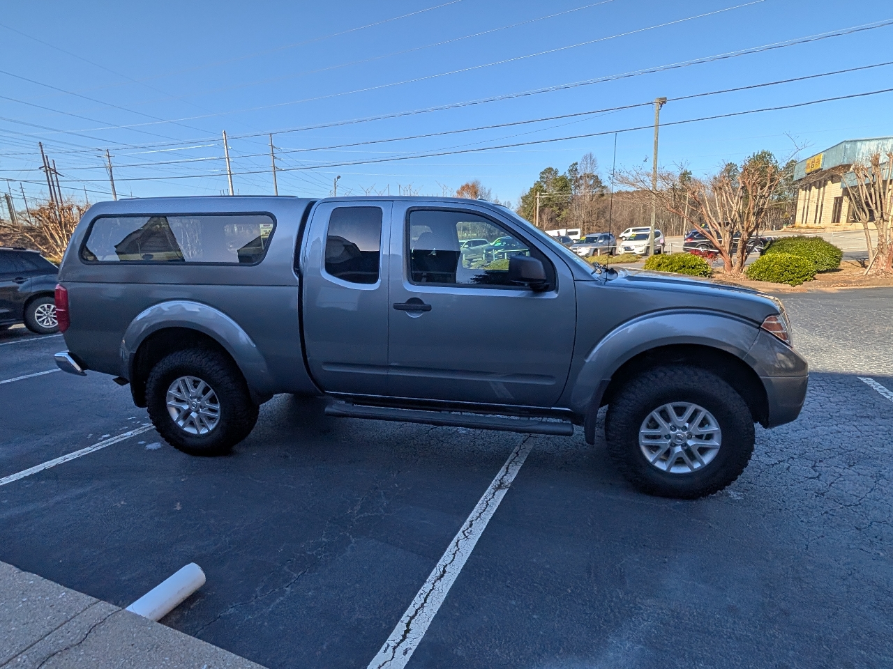 Nissan Frontier King Cab 4x4 SV V6 Auto 2018