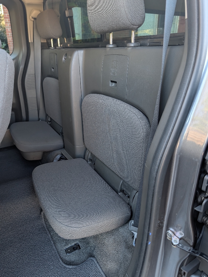 Nissan Frontier King Cab 4x4 SV V6 Auto 2018