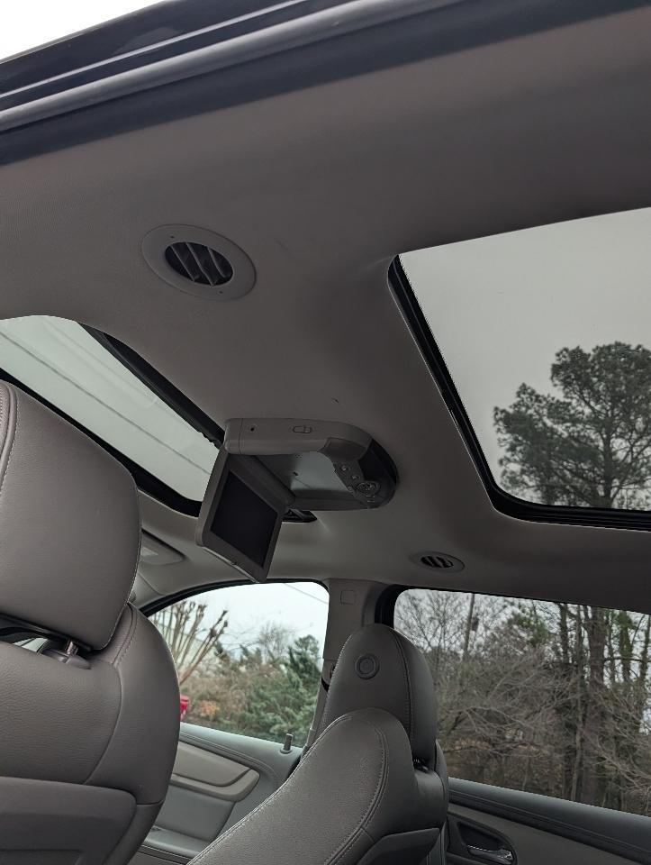 Chevrolet Traverse FWD 4dr LT w/1LT 2017