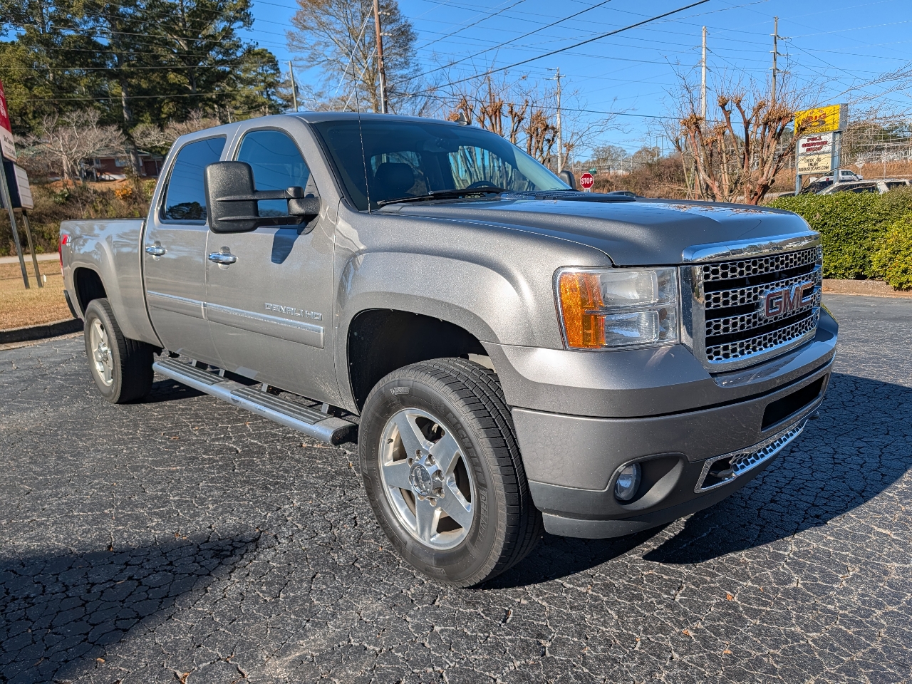GMC Sierra 2500HD 4WD Crew Cab 153.7" Denali 2013