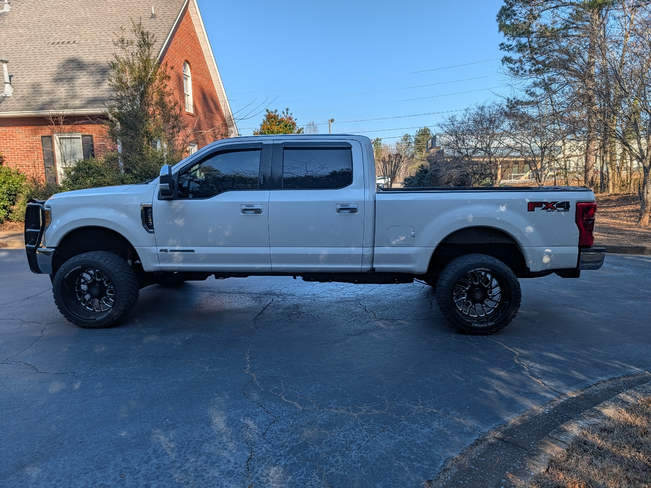 Ford Super Duty F-250 SRW King Ranch 4WD Crew Cab 8' Box 2017