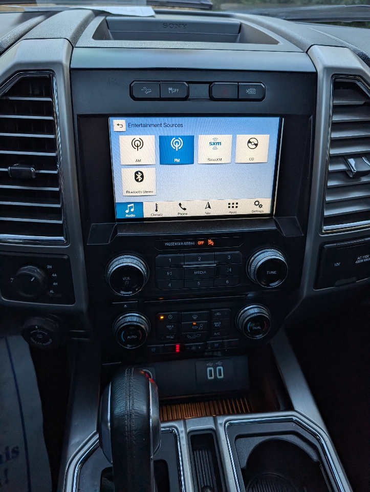 Ford F-150 4WD SuperCrew 145" King Ranch 2016