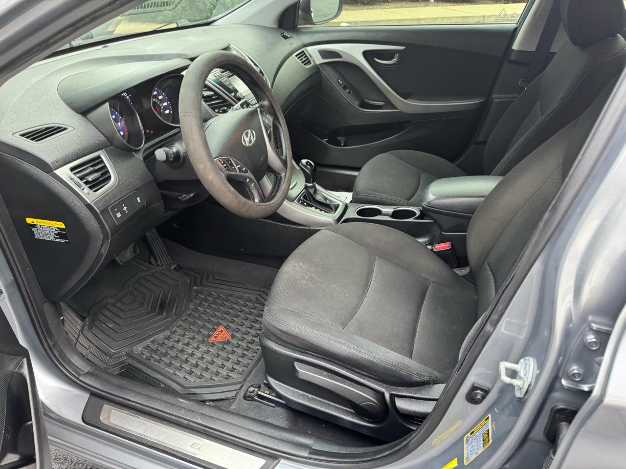 Hyundai Elantra 4dr Sdn Auto SE (Alabama Plant) 2015