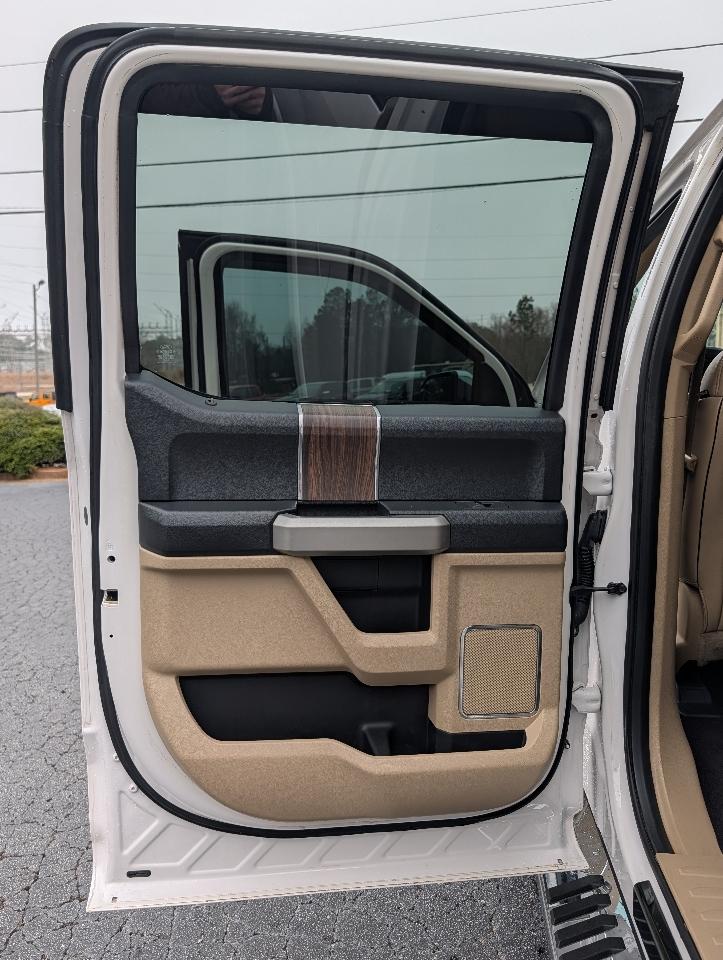 Ford F-150 4WD SuperCrew 145" King Ranch 2016