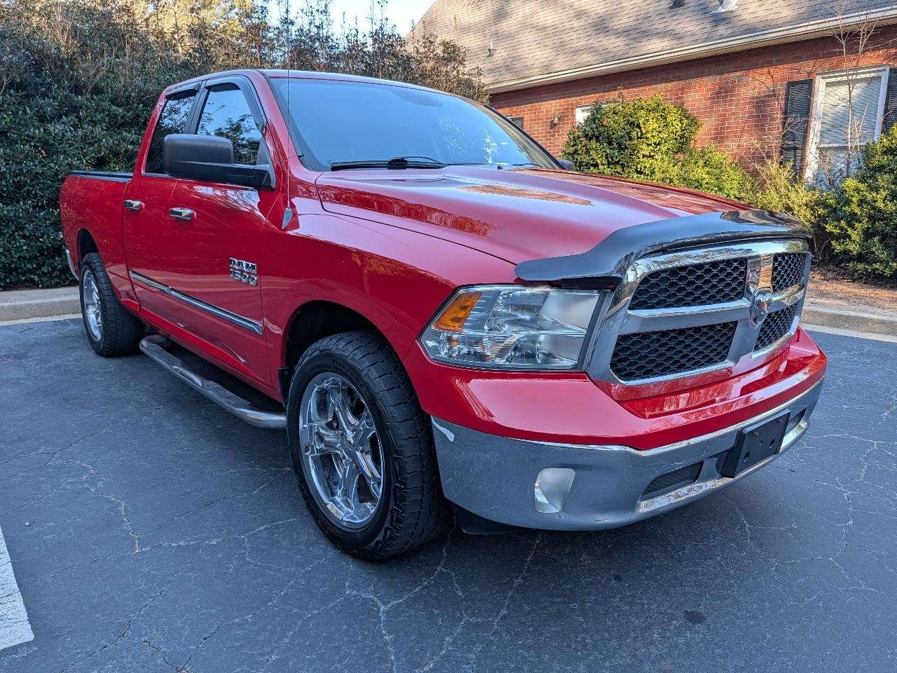 RAM 1500 2WD Quad Cab 140.5" SLT 2013